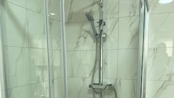Apartment | Bathroom | Shower, hair dryer, towels