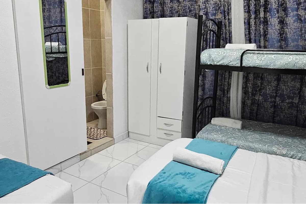 Room 3 - Family Room | Desk, laptop workspace, iron/ironing board, free WiFi