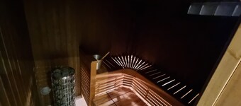 Big House in Östersund, Double Garage Connected to the House, Near Storsjocuppen