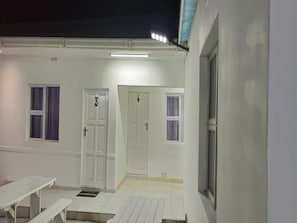 Exterior detail - Goshen Lodge Spencer (Cape Town)