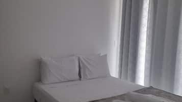 2 quartos, ferros/tábuas de passar roupa, Wi-Fi de cortesia
