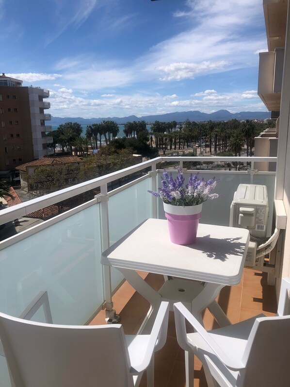 Panorama tweepersoonskamer, terras | Uitzicht vanaf balkon