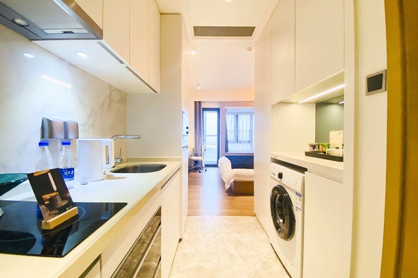 Design Apartment, 1 Bedroom, Non Smoking, Private Bathroom | 1 bedroom, premium bedding, memory foam beds, minibar