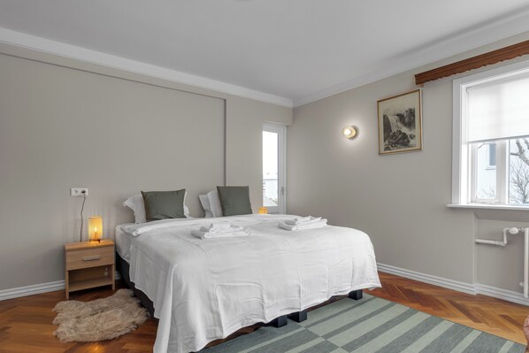 Double Room | Iron/ironing board, free WiFi, bed sheets - Audur Guesthouse (Reykjavik)