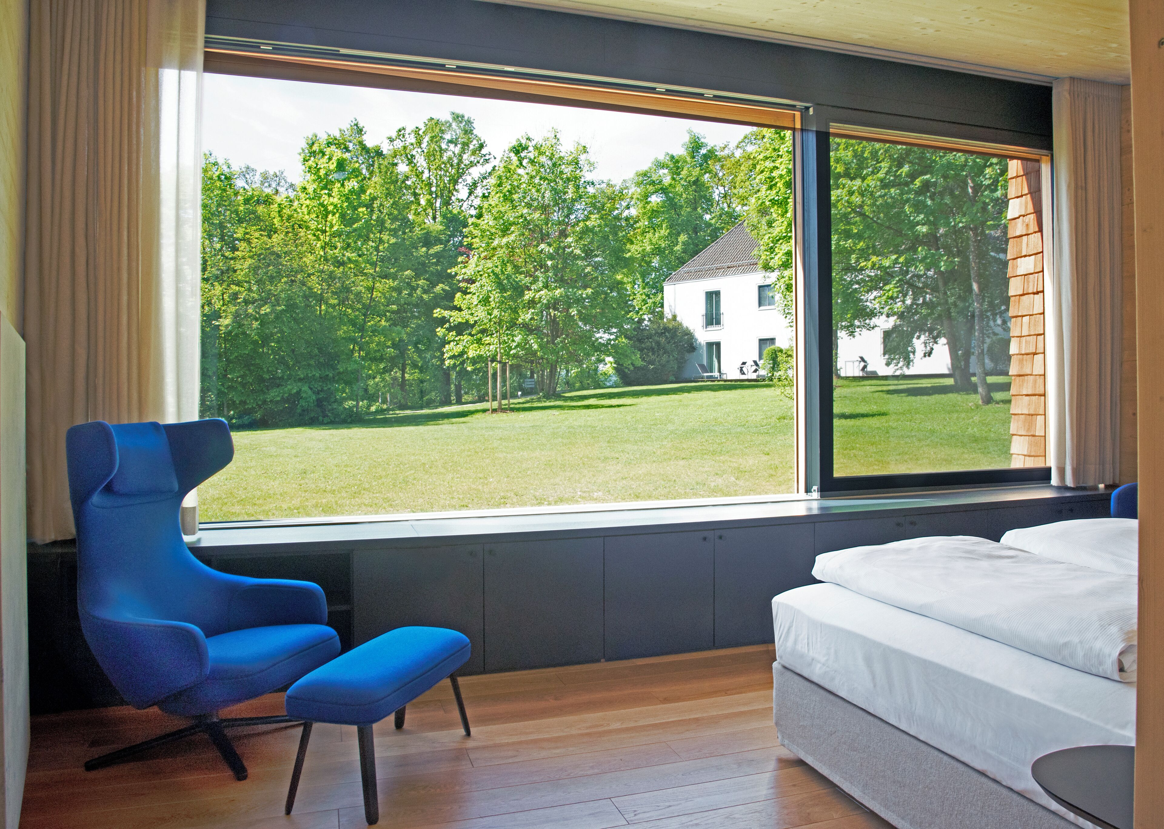 木屋 | 迷你吧、客房內保險箱、書桌、筆電工作空間