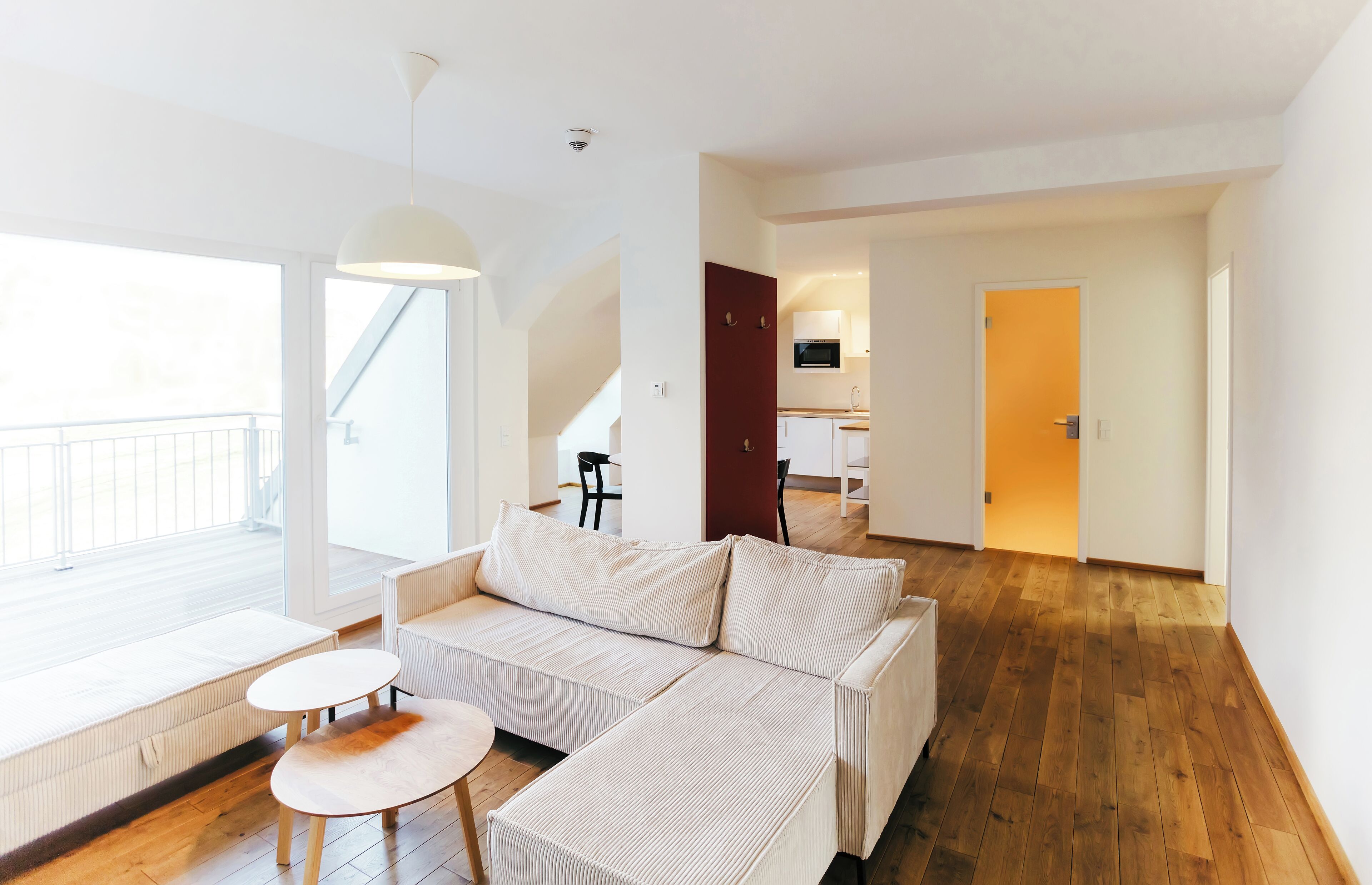 Habitación familiar | Área de sala de estar | Televisión de pantalla plana de 32 pulgadas con canales por cable 