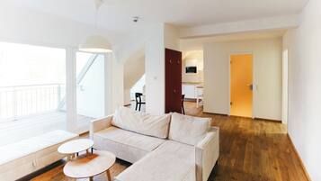 Chambre Familiale | Coin séjour