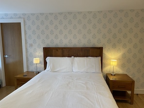 2 bedrooms, iron/ironing board, free WiFi, bed sheets - Two bedroom 3rd floor apartment at The Highland Club with sofa bed for 6 people (Fort Augustus)