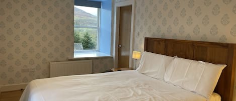 2 soverom, strykejern/-brett, wi-fi (inkludert) og sengetøy