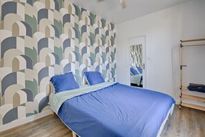 3 habitaciones, tabla de planchar con plancha, wifi y ropa de cama