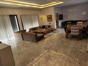 Family Villa, 3 Bedrooms, Garden View | Living area | Fireplace - Marrakech Villa Du Golfeur (Marrakech)