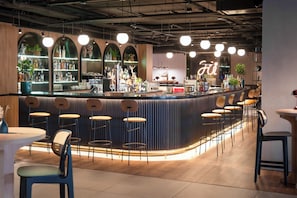 Snack bar
