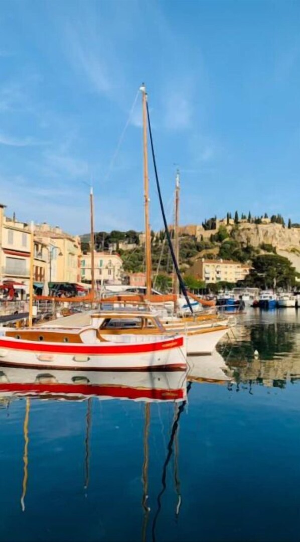 Marina - Appartement Moderne et Cosy Avec vue sur la Mer à Marseille (Marseille)