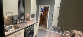 Impeccable 3-bed House in York