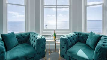 32-inch TV with cable channels