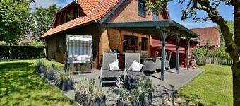 Exklusiv - Ruhig - Platz für Alle! Freistehendes Haus mit Riesigem Garten