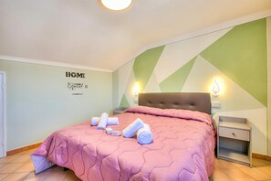 Appartamento familiare, camere multiple (Petit Bijou De Stresa 2 Steps From) | 1 camera, Wi-Fi gratuito, lenzuola