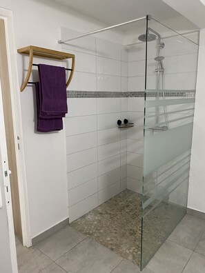 Towels, soap, toilet paper