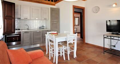 Apartment in Farmhouse near CefalĂč