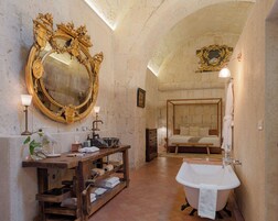 Presidential Studio Suite, Courtyard View | View from room