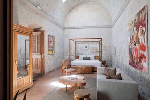 Junior Studio Suite, Courtyard View | View from room