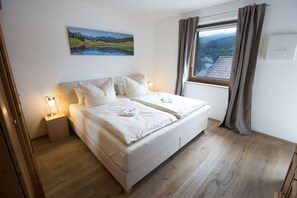 2 bedrooms, in-room safe, iron/ironing board, travel crib - Vacation apartment Lorenz "Rauschbergblick" (Ruhpolding)