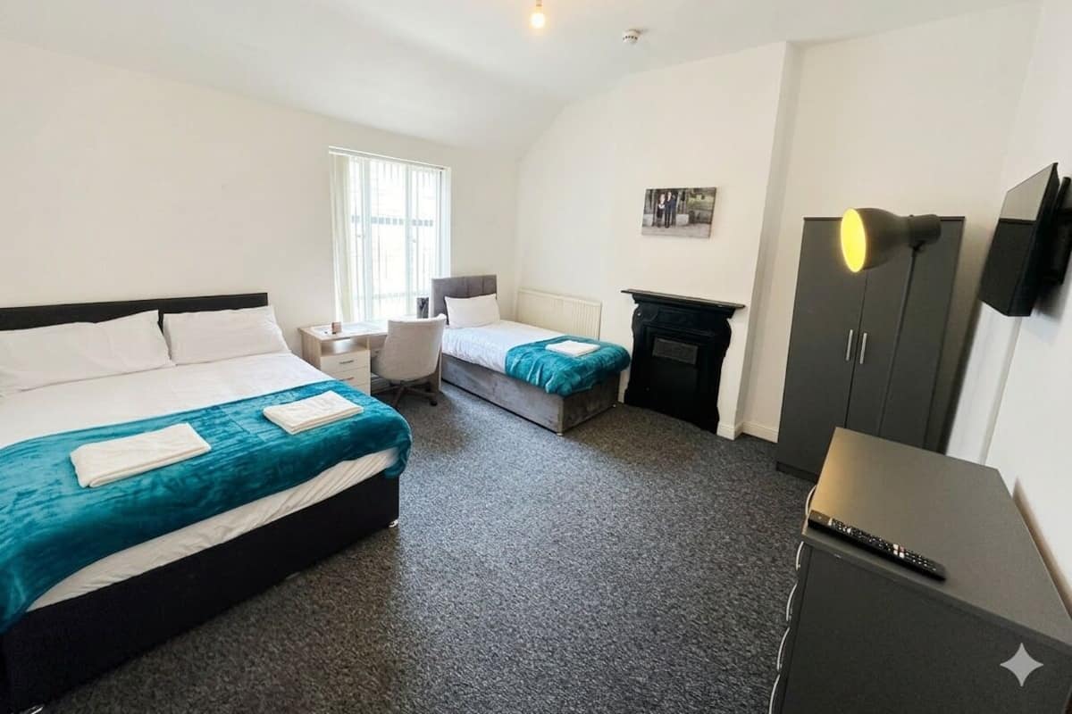 Quarto família, várias camas, para não fumantes, banheiro compartilhado | Wi-Fi de cortesia