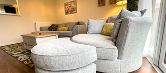 Modern comfortable House  - Pass the Keys