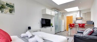 Pass the Keys | Central & Modern Cabin on Mill Road