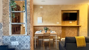 Interior - Espacioso Apartamento con Bañera (Astorga)
