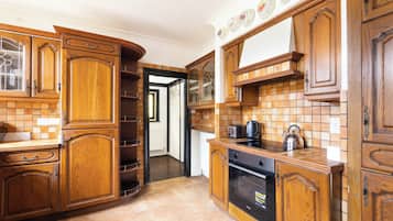 單棟房屋 | 私人廚房 | 雪櫃、微波爐、焗爐、爐具