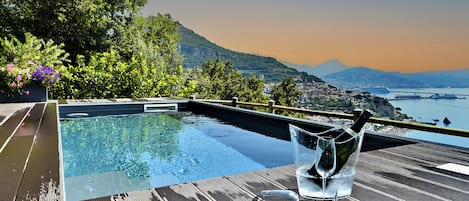 Piscine sur le toit