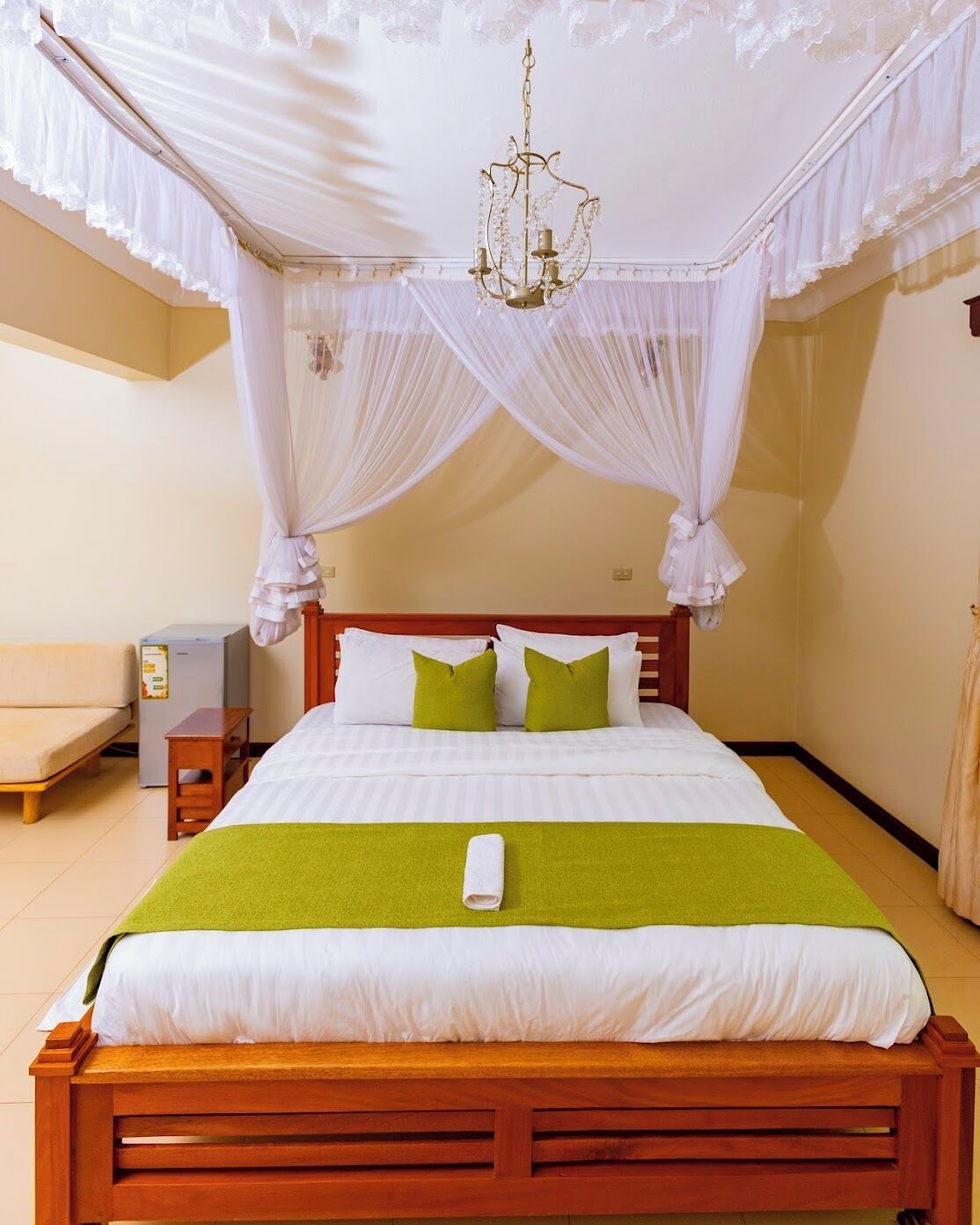 3 quartos, escrivaninha, ferros/tábuas de passar roupa, Wi-Fi