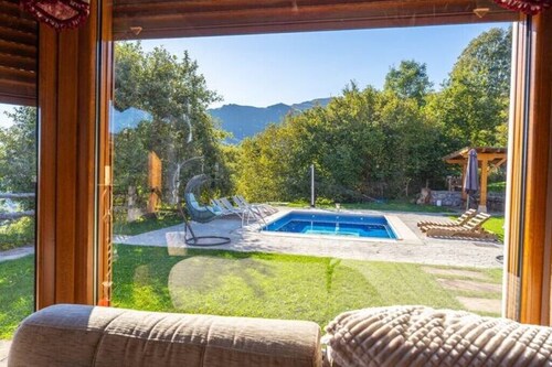 Villa de Lujo en la Montaña