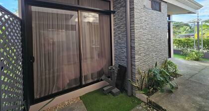 Mini Apartment self contained sleeps 4.