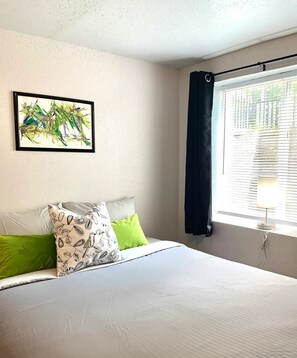 2 bedrooms, desk, iron/ironing board, free WiFi