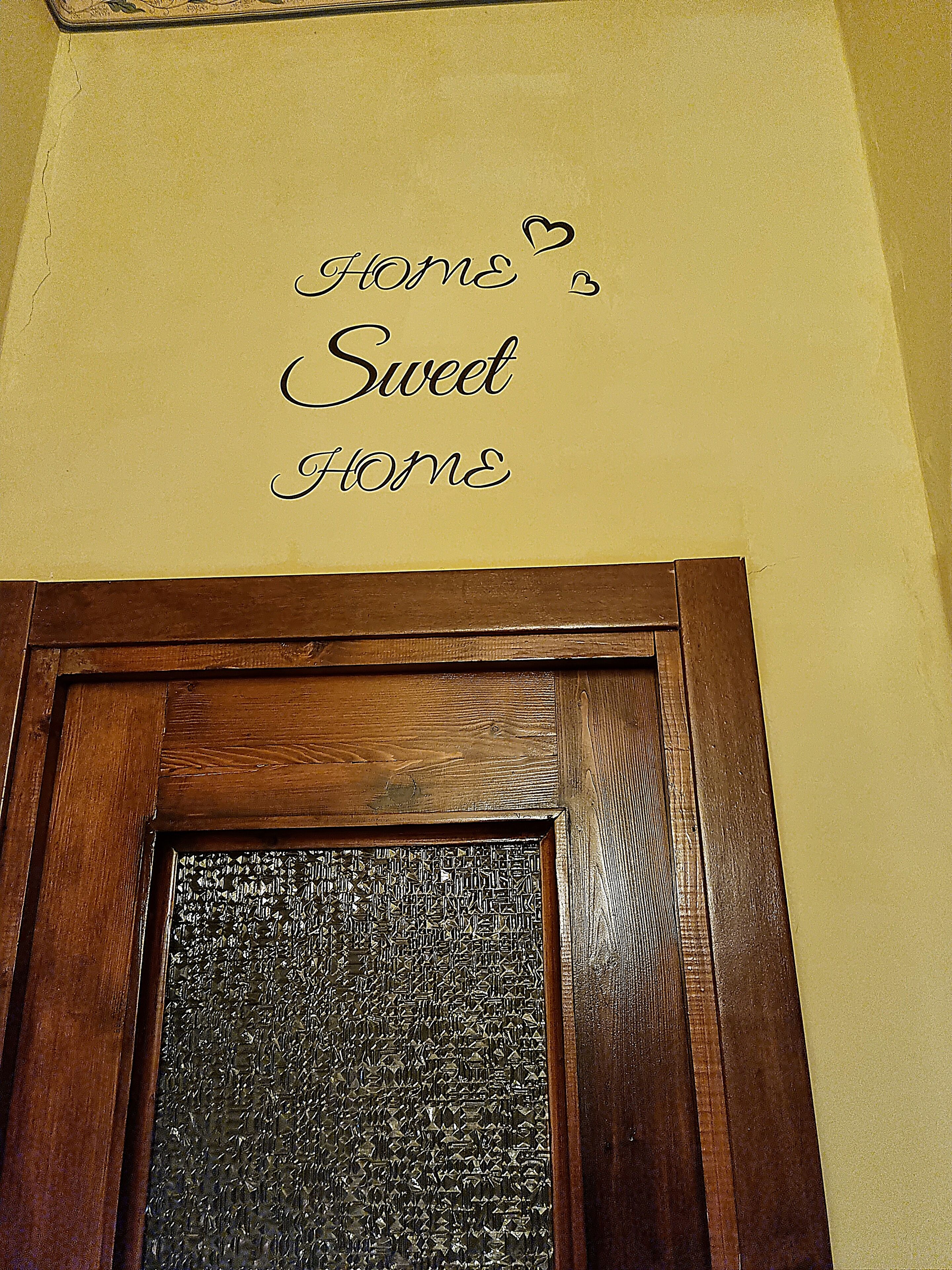 Interni