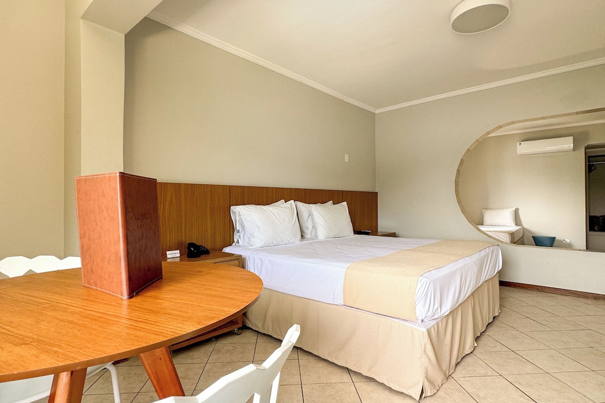 Family Room | 1 bedroom, minibar, free WiFi, bed sheets