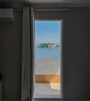 Senior Double Room | Minibar, free WiFi, bed sheets