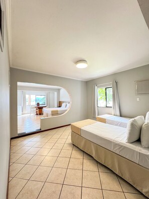 Minibar, Wi-Fi gratuit, draps fournis