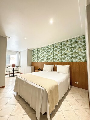 Standard Double Room | Minibar, free WiFi, bed sheets - Ilha Porchat Hotel (Sao Vicente)