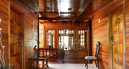 Santa Elena Lodge