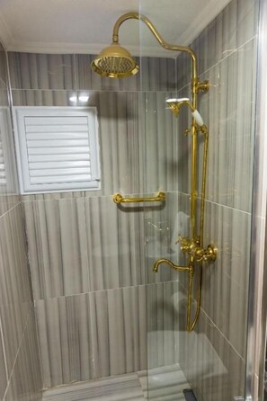 Hair dryer, towels - mirapartotel (Istanbul)