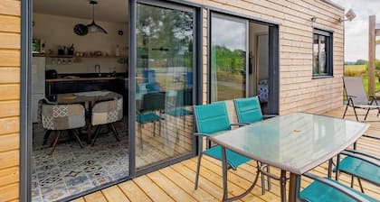 Accessible chalet & Indoor heated swimming pool