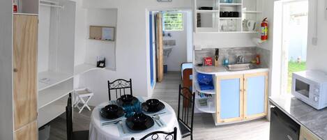 電子レンジ、コンロ