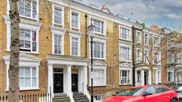 Appartamento (2 Bedrooms) | Esterni