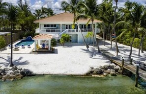 Exterior - Keys home overlooking the ocean and beautiful sunrises! (Islamorada)