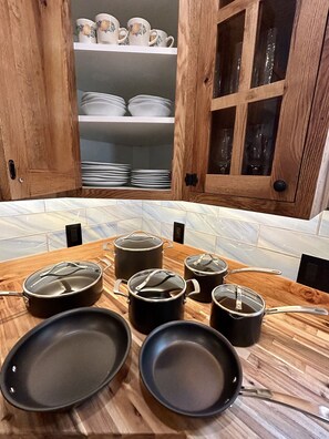 Dining - Luxurious Home,Hot Tub,Sauna-Cold Plunge,KettleHouse,River confluence&Missoula (Missoula)
