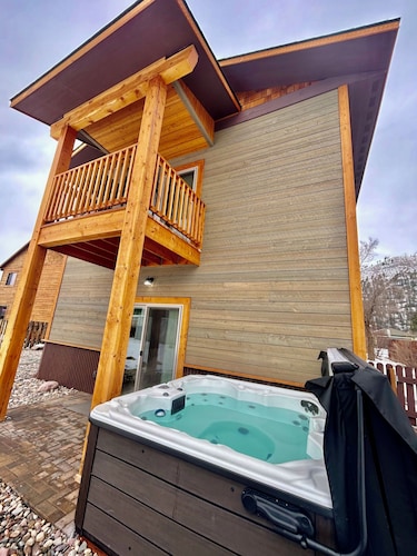 Luxurious Home,Hot Tub,Sauna-Cold Plunge,KettleHouse,River confluence&Missoula