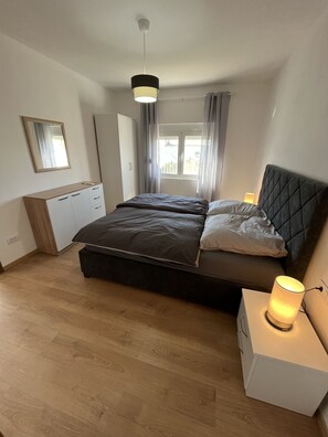 2 soverom, wi-fi (inkludert) og sengetøy